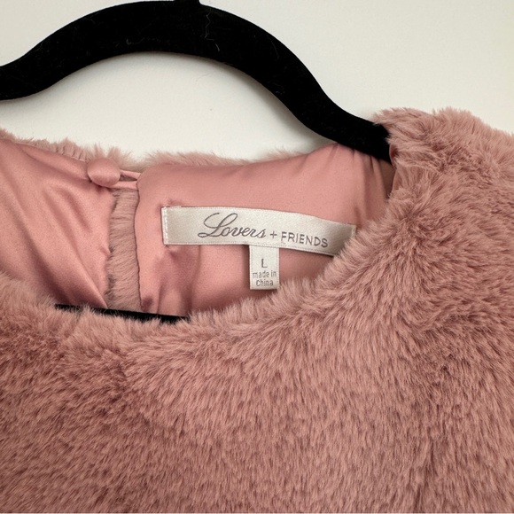 BrandNew✨LoversAndFriends fauxfur sweater in large - Picture 3 of 4